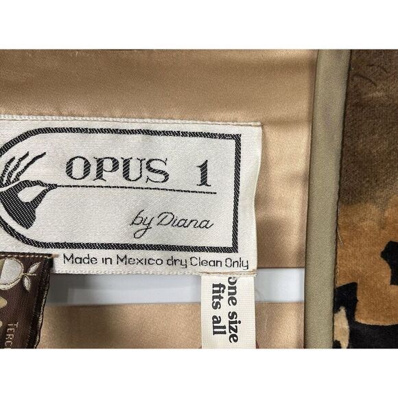 OPUS 1 by Diana Martin Velvet Vintage Kimono Boho Jacket One‎ Size Fits All - Picture 4 of 9